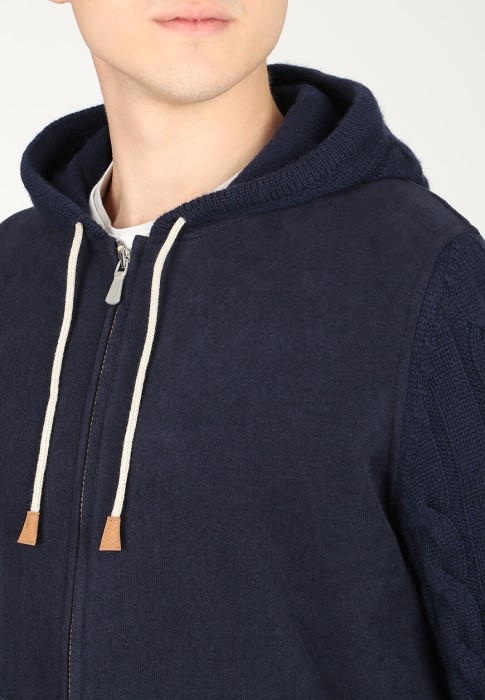 костюм  для взрослого возраста с изнаночной стороны