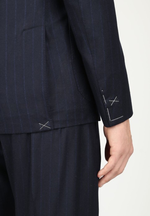 костюм  для взрослого возраста с изнаночной стороны