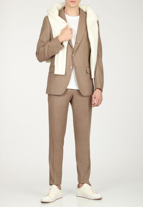 костюм  из италии вид сбоку