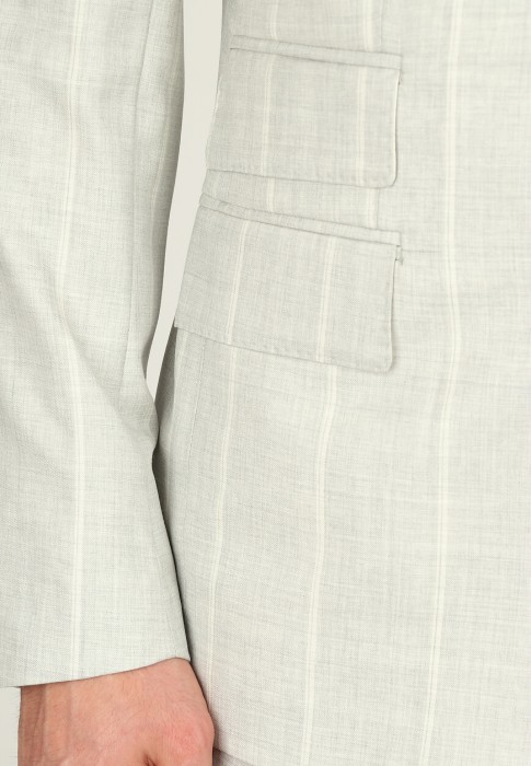 костюм  из проверенных материалов спереди