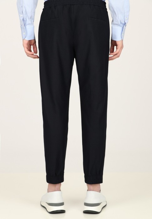 костюм  из проверенных материалов спереди