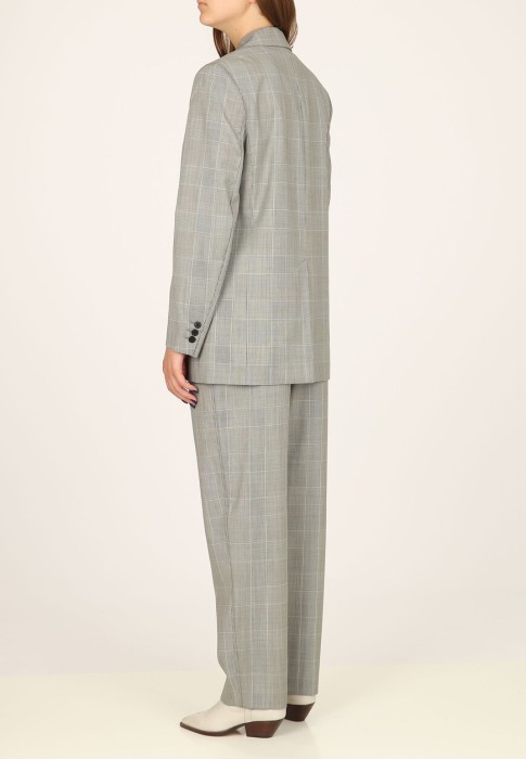 костюм  из франции вид сбоку