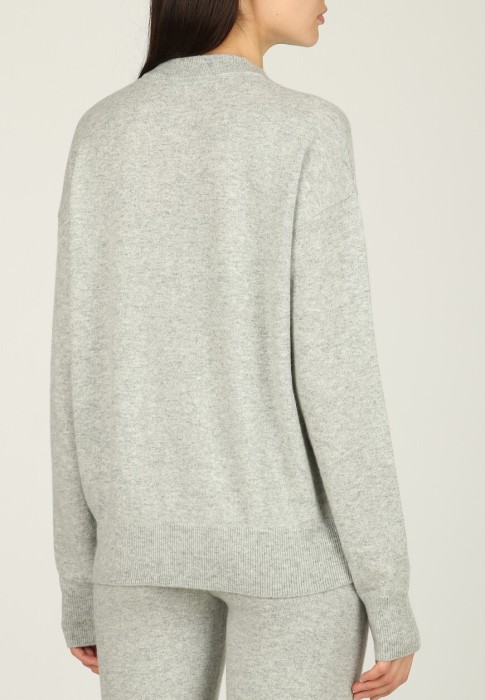 Товар серого цвета с внутренней стороны