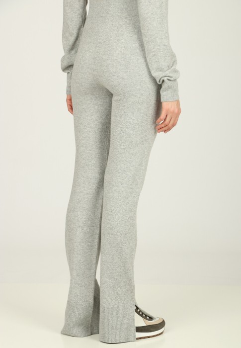 костюм  из проверенных материалов спереди