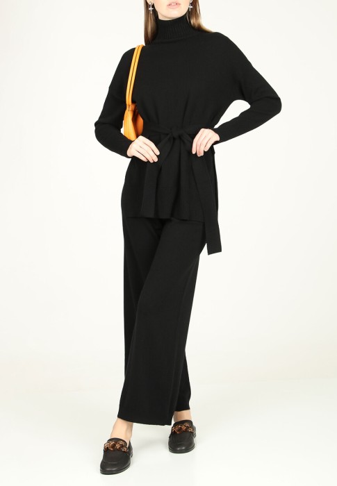 костюм  из италии вид сбоку