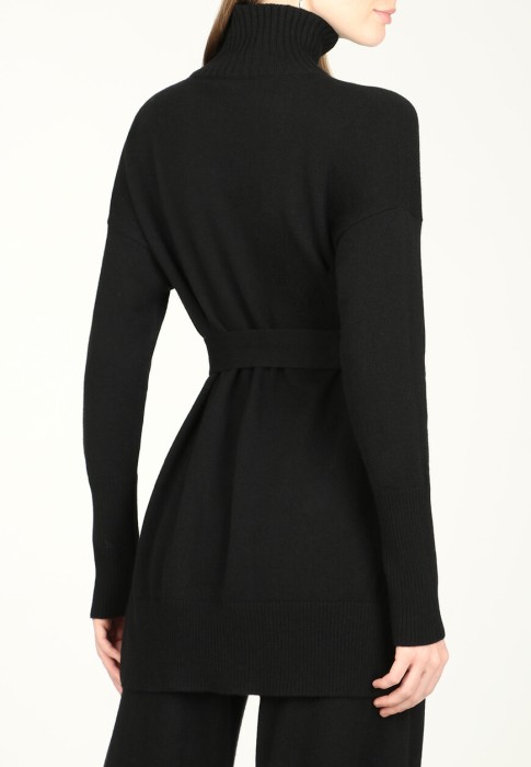 костюм  из проверенных материалов спереди