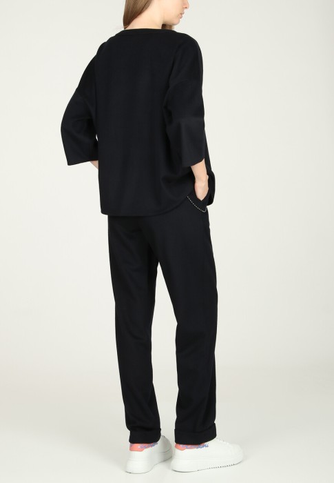 костюм  из проверенных материалов спереди