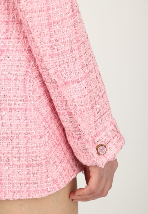 костюм  вид слева