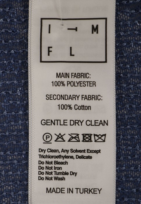 костюм  вид слева