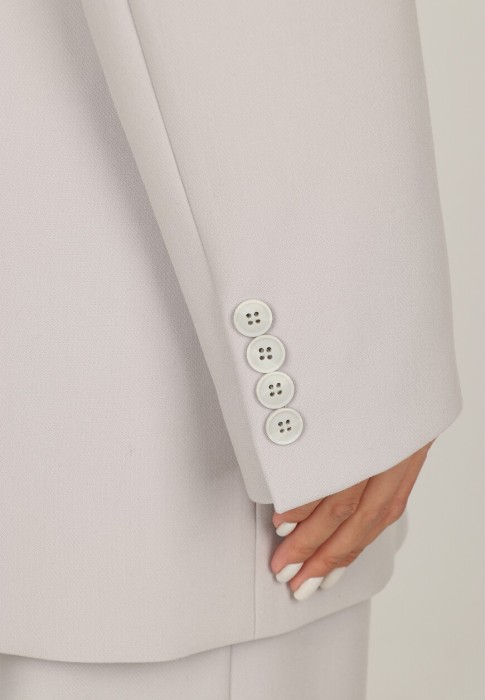 костюм  универсального стиля с лицевой стороны