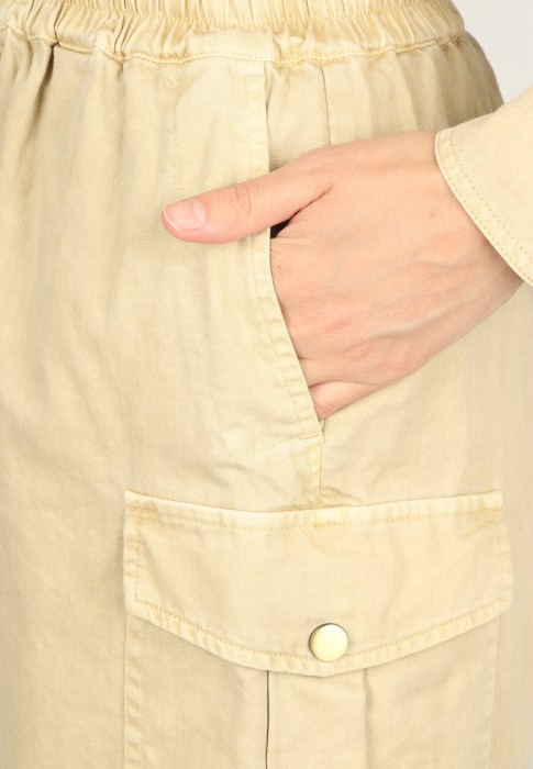 костюм  универсального стиля с лицевой стороны