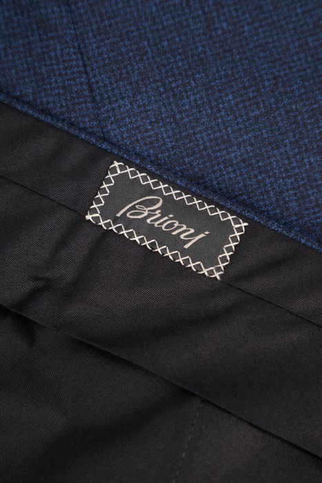 костюм  вид сзади