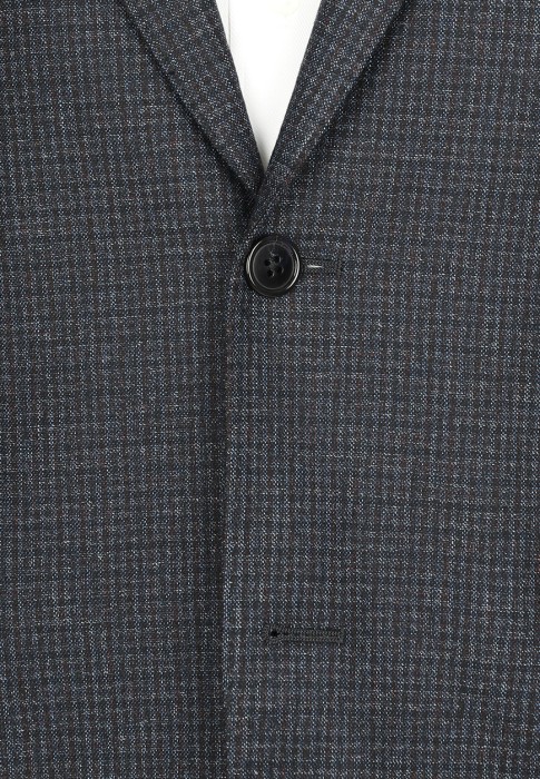 костюм  из проверенных материалов спереди