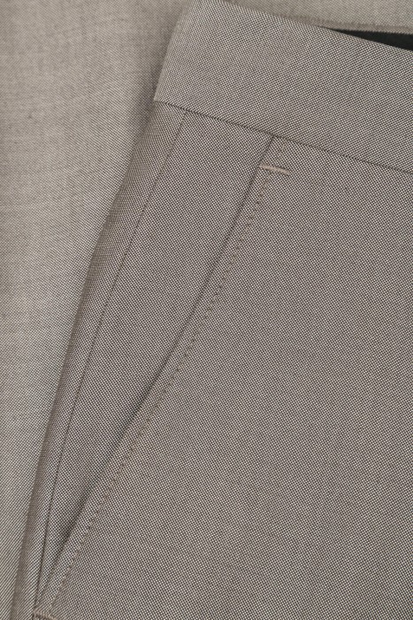 костюм  универсального стиля с лицевой стороны