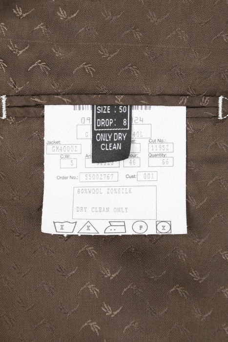 костюм  вид слева