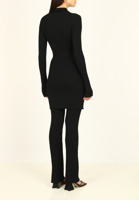 костюм  из проверенных материалов спереди