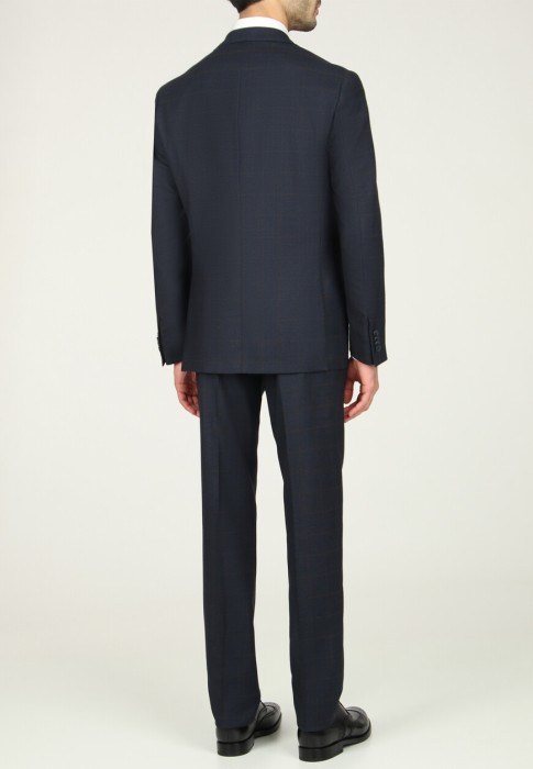 костюм  от бренда corneliani вид слева