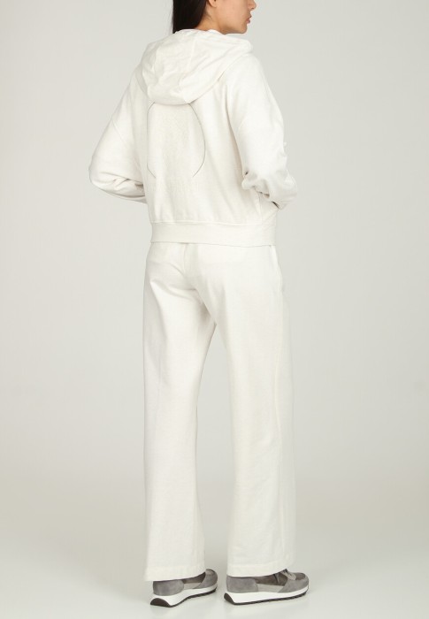 костюм  из проверенных материалов спереди