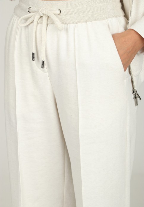 Продукция для женщин фото