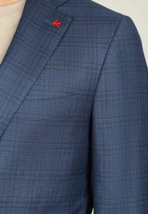 костюм  из проверенных материалов спереди