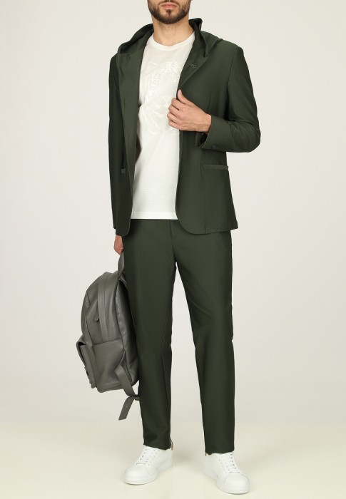 костюм  из италии вид сбоку