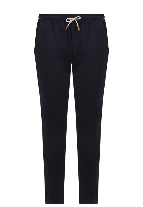 костюм  по цене 153545 руб вид справа