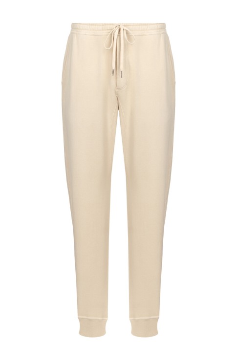 костюм  по цене 207200 руб вид справа