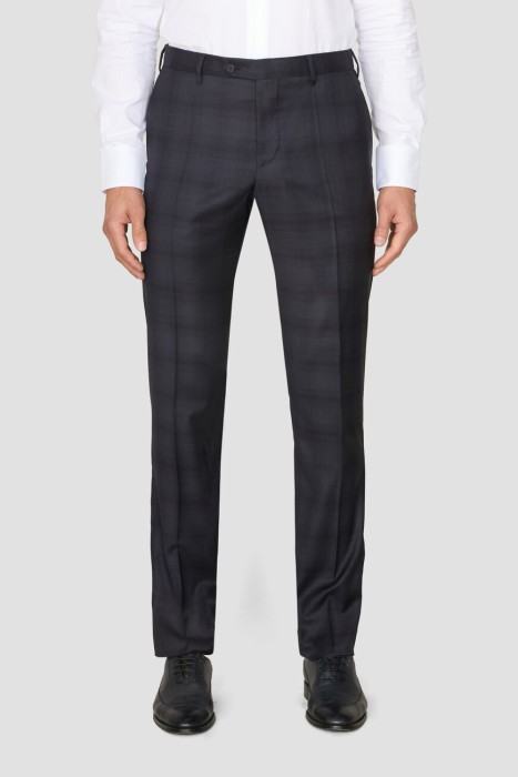 костюм  из шерсти спереди