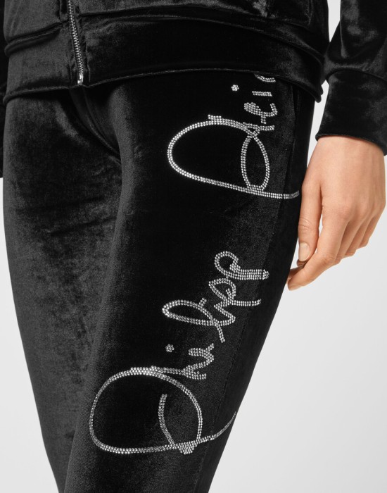 костюм  из проверенных материалов спереди