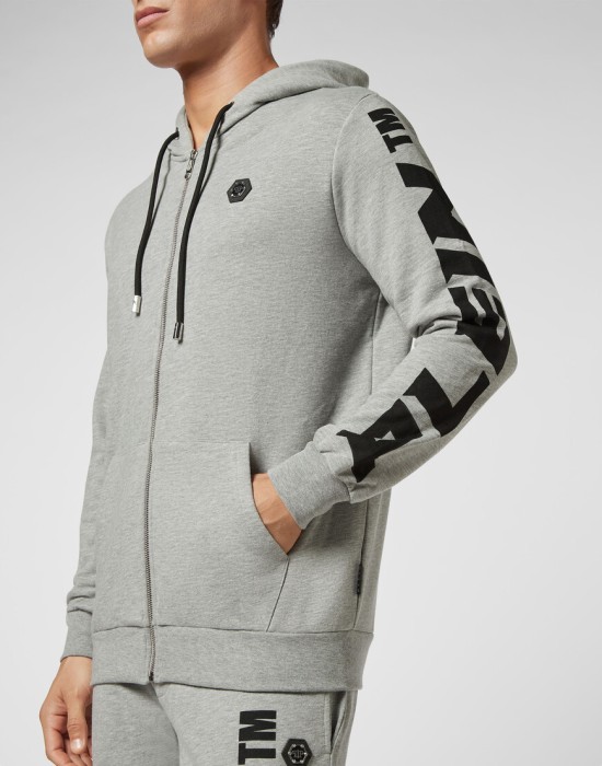 костюм  из проверенных материалов спереди