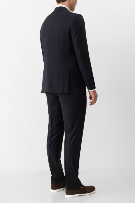 костюм  от бренда kiton вид слева