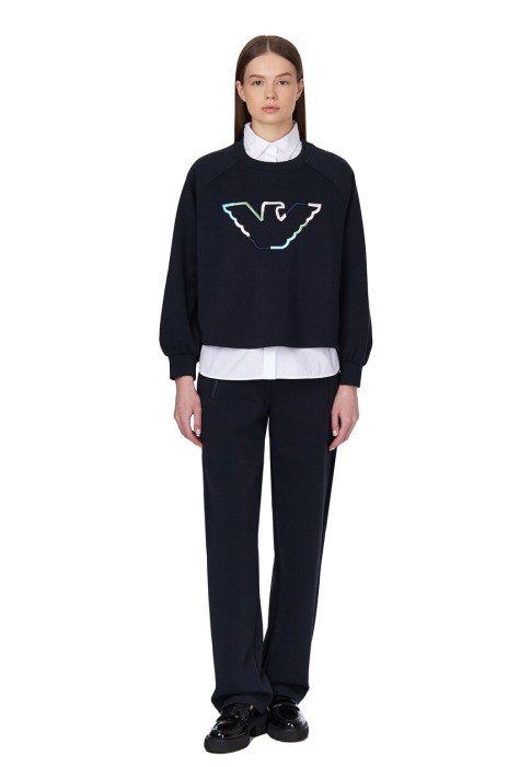 костюм от бренда emporio armani вид слева
