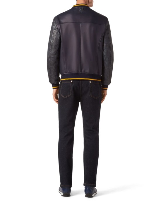 кожаная куртка  от бренда billionaire вид слева