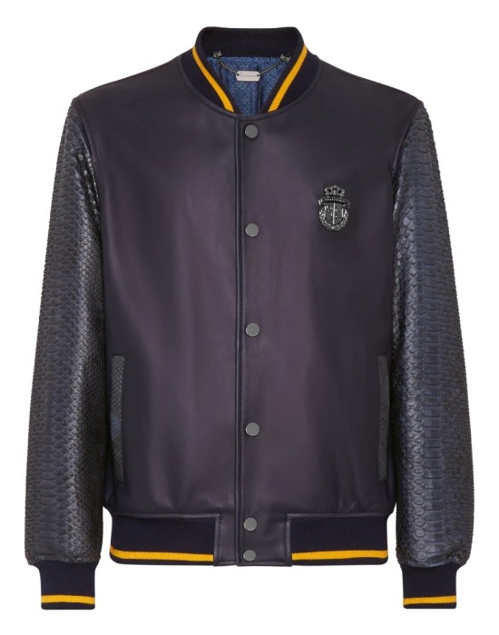 кожаная куртка  из проверенных материалов спереди