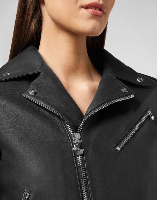 кожаная куртка  из америки вид сбоку