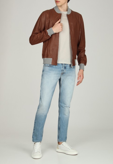 кожаная куртка  от бренда eleventy вид слева