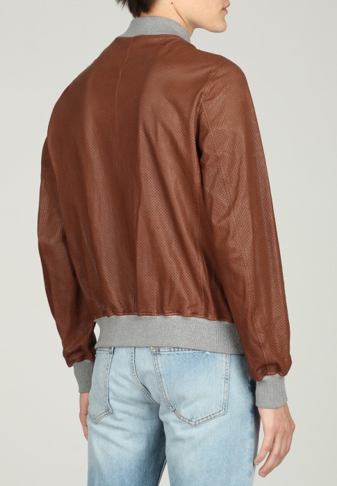 кожаная куртка  из италии вид сбоку