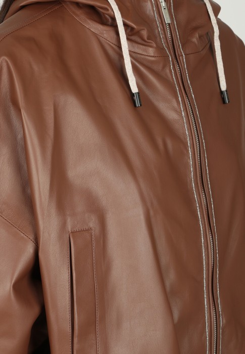 кожаная куртка  из проверенных материалов спереди