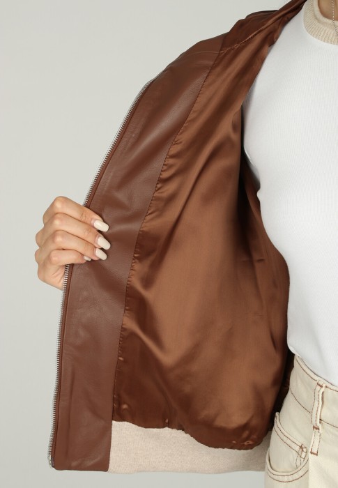 Продукция для женщин фото