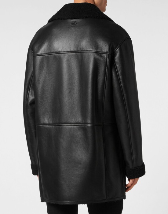 кожаная куртка  из америки вид сбоку