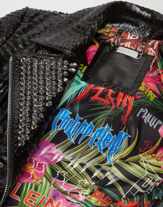 Продукция для женщин фото