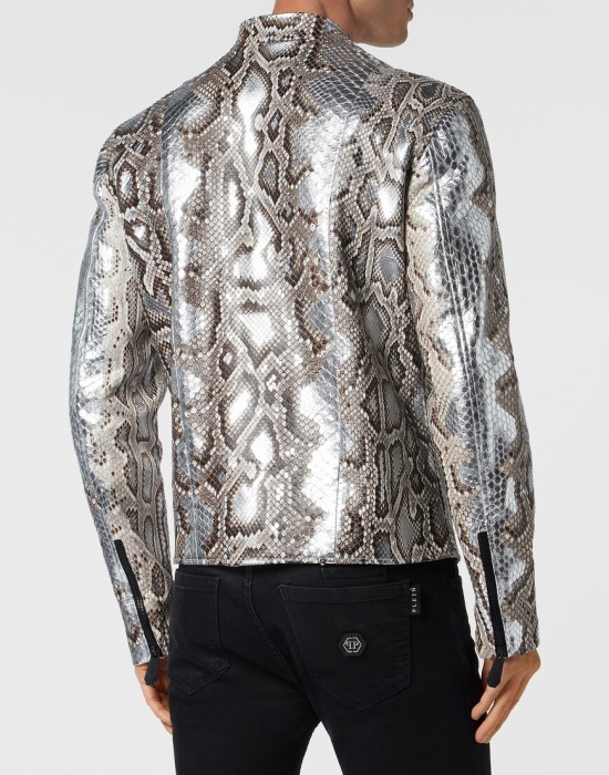 кожаная куртка  из америки вид сбоку