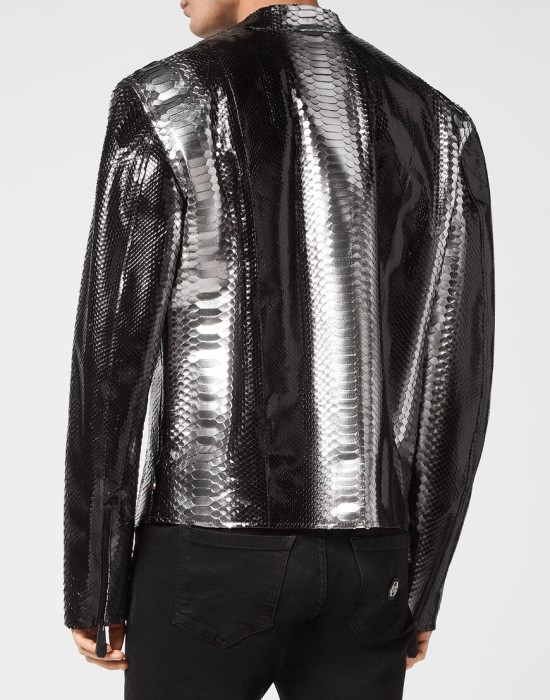 кожаная куртка  из америки вид сбоку