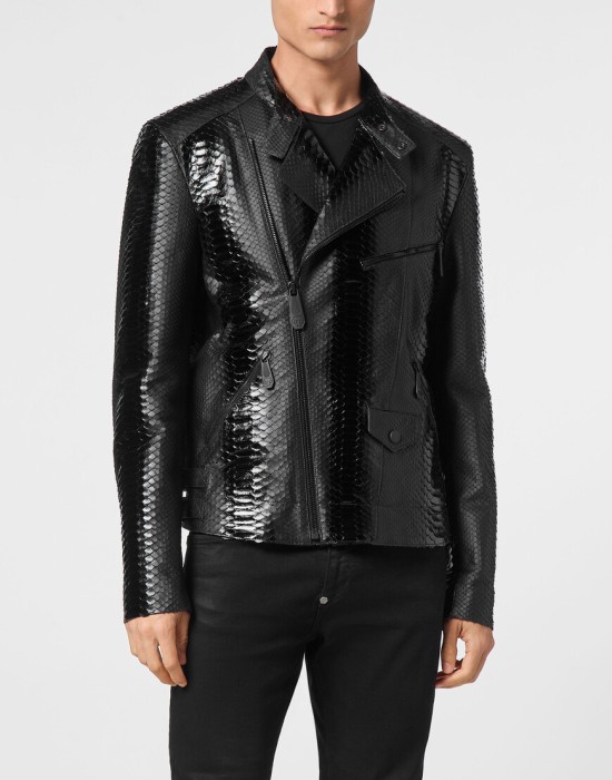 кожаная куртка  из америки вид сбоку