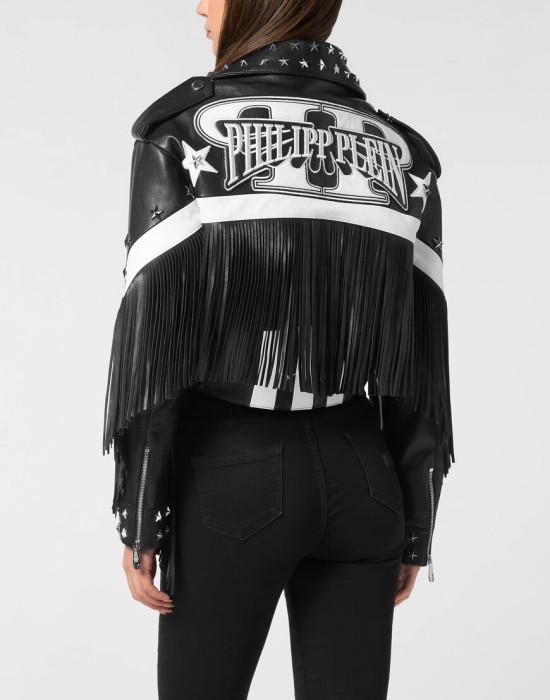 Товар черного цвета с внутренней стороны