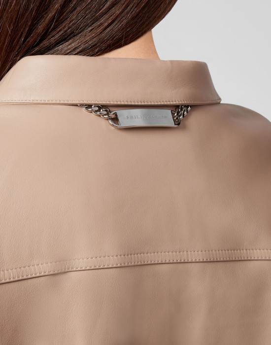 кожаная куртка  из проверенных материалов спереди