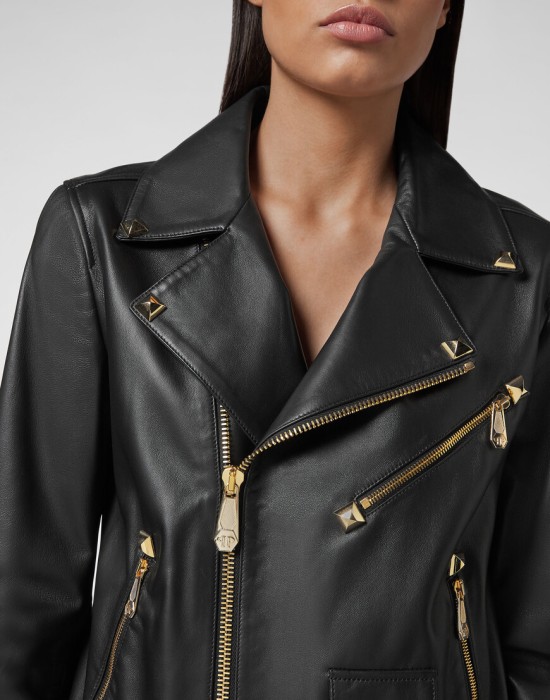 кожаная куртка  из проверенных материалов спереди