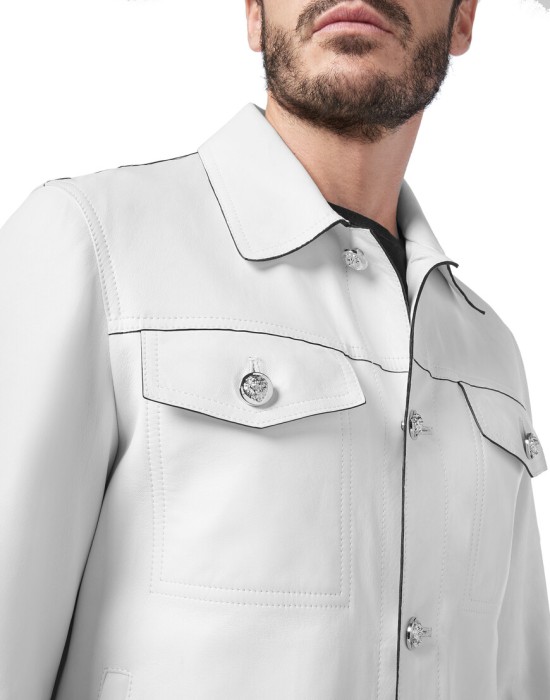 кожаная куртка  из проверенных материалов спереди