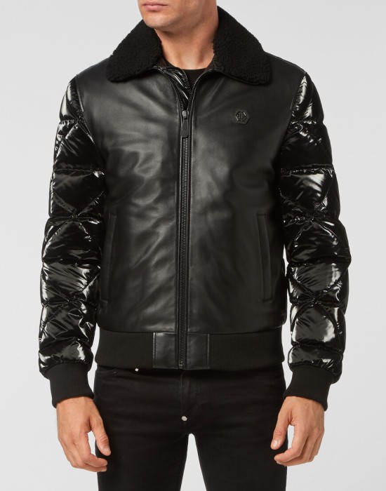 кожаная куртка  от бренда philipp plein вид слева