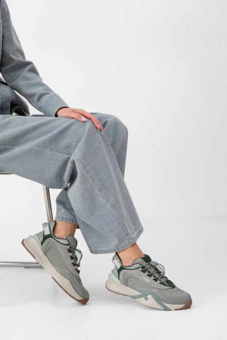 кроссовки  flow по цене 68100 руб вид справа